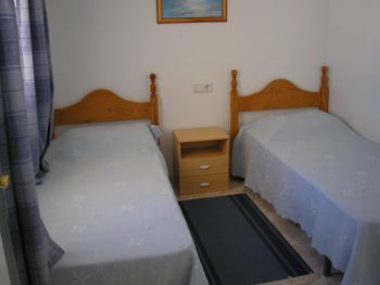 Twin bedroom