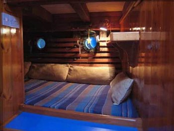 Single Berth - sleeps 2 kids