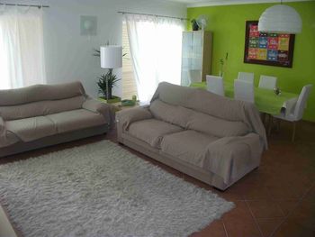 Spacious Living/dining room