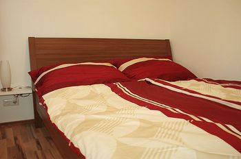 TAV-bedroom bed: 180x200