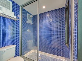 Bathroom with standing shower