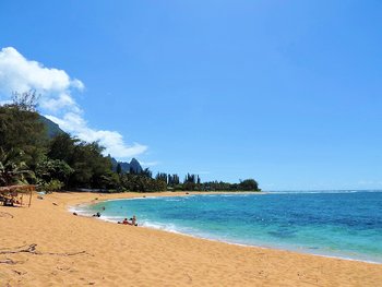 Makana Akua is on Naue Beach