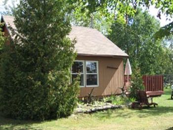 Fawn cottage Manitoulin Island