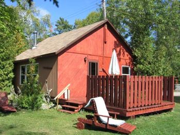 Fawn cottage Manitoulin Island