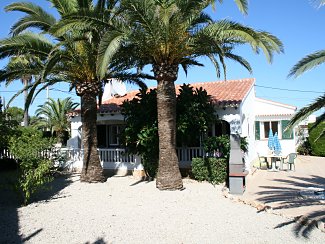 Casa Janet view from road