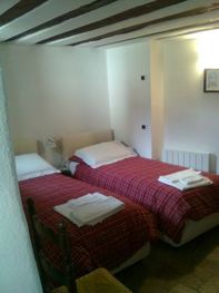 Valle Maira twin bedroom