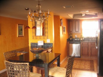 other view of eating area