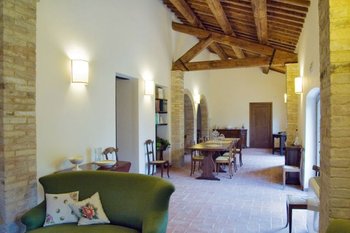 Borgo Sorbatti, dining room