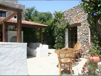 The Kucuk Ev Side View