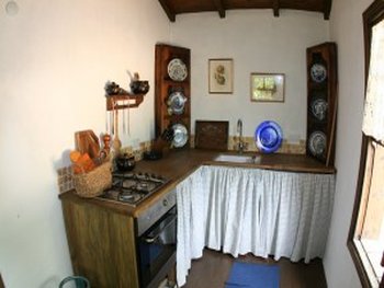 Tas Evi Fully Fitted Kitchen