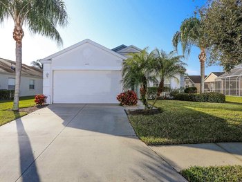 Waterside home & private pool